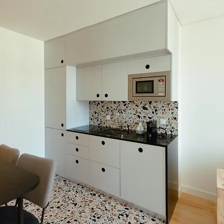 Trindade 19 - 2c Tinta Miuda Appartement